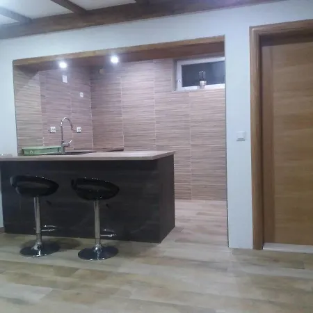 Alifakovac 아파트 *